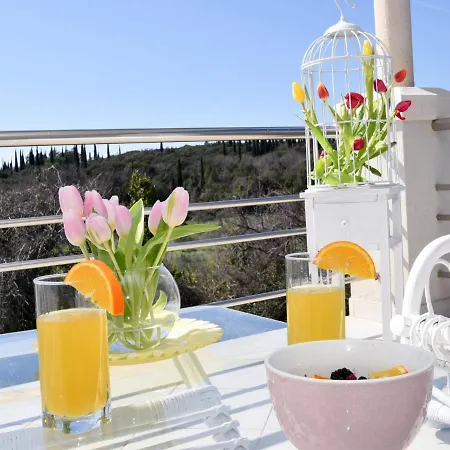 Exclusive In Ilipi With Private Pool
